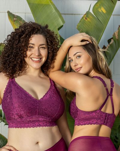 Parfait Adriana NW -bralette Blackberry Kaaritueton, toppaamaton pitsibralette säädettävillä olkaimilla. 65-90, D-H P5482-BLY