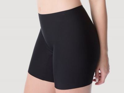 Julimex Lingerie Bermuda Comfort Panty lahkeelliset alushousut musta Normaalivyötäröiset lahkeelliset lähes saumattomat alushousut S-3XL 