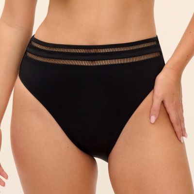 Fantasie East Hampton High Waist -bikinihousut - Black Korkeavyötäröiset bikinihousut tyylikkäillä yksityiskohdilla. 38-46 FS502878-BLK