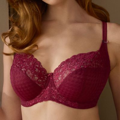 Panache Envy UW Full Cup -rintaliivit Sparkling Cherry Kaarituettu, toppaamaton, lähes täyskuppinen pitsiliivi. 70-90, F-O 7285A-SPA-CHE