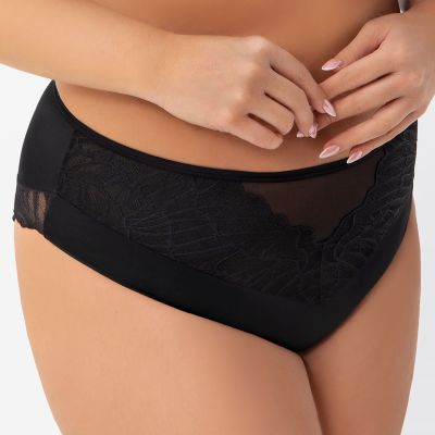 Gorsenia Erato-alushousut Black Alushousut normaalikorkealla vyötäröllä. M/38 - 4XL/48 K963