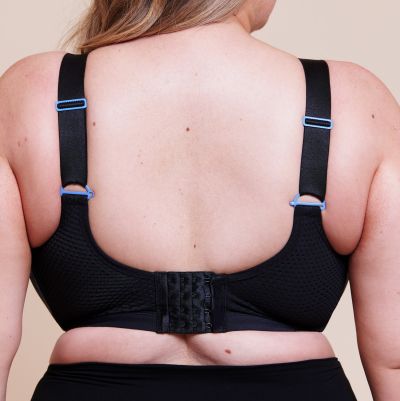 Curvy Kate Every Move UW -urheiluliivit - Black & Blue Animal Print Kaarituettu, toppaamaton korkean tukitason urheiluliivi. 65-95, G-O CK-043113-BBP