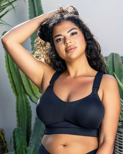 Parfait Holly Wire-Free & Seam-Free Nursing -bralette - Black Kaaritueton imetysbralette sileillä, saumattomilla kupeilla, joissa pikalukot. 65-100, D-K NB501-BLK