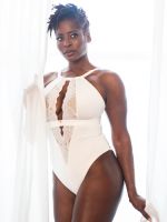 Indulgence in Lace -pitsibody Ivory