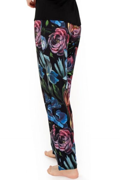  Ingrid-pyjama 2-osainen Black Floral Kaksiosainen pyjamasetti S/34-36 - 2XL/50-52 