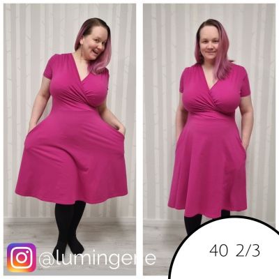 Urkye Koperta-mekko lyhythihainen Rose Violet Lyhythihainen, liehuvahelmainen neulosmekko taskuilla 36-50 1/2 & 2/3 SU-031-ROZ-SS22