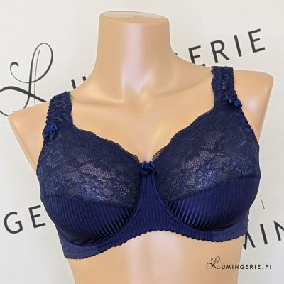 Plaisir Lingerie Beate Elegance UW Soft Full Cup -rintaliivit Dark Blue Kaarituettu, toppaamaton, joustopitsinen täyskuppiliivi. 80-110 D-H 619432-17/DAB