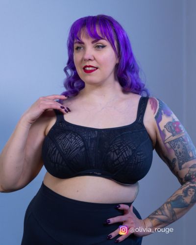Sculptresse by Panache 9441B Activate UW NP -urheilurintaliivit - Black Lace & Chalk Kaarituettu, toppaamaton urheiluliivi, jossa olkaimissa racerback-mahdollisuus. 75-105, D-O SCU-9441B-BLC