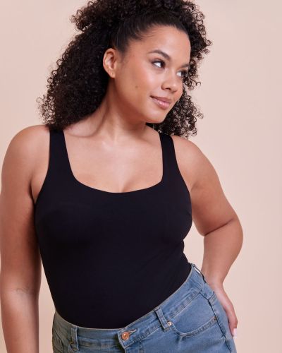 Curvy Kate Smoothie NW Stretch -body - Black Kaaritueton, kuppikokomitoitettu body stringtakaosalla. 65-90 E/F - O/P CK111704-BLK