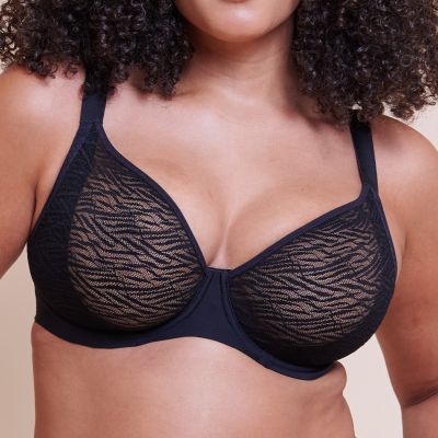 Curvy Kate Smoothie Lace UW NP Moulded Balcony -rintaliivit - Black Kaarituettu, saumaton joustopitsinen t-paitaliivi saumattomalla takaosalla. 65-105, E-M CK-106103-BLK