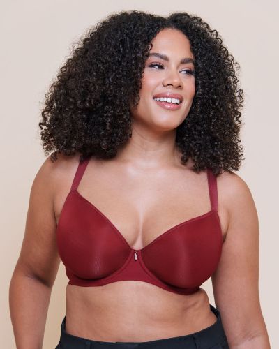 Curvy Kate Smoothie UW Moulded Spacer -rintaliivit - Deep Red Kaarituettu, saumaton ja sileä t-paitaliivi muunneltavilla olkaimilla. 65-105, E-M CK072104-DRE