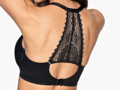 Gaia Lingerie Soft Touch Spacer -t-paitarintaliivit musta T-paitaliivi, jossa sileät, saumattomat kupit sekä vaihdettavat olkaimet 65-90, D-J BM-6-BS-14-CZA-SP2