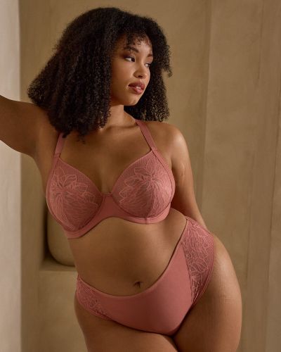 Sculptresse by Panache Sophia UW Stretch Lace Plunge -rintaliivit - Sienna Rose (ENNAKKOTILAUS 17.6.) Kaarituettu, toppaamaton joustopitsinen plungeliivi. 75-105, E-M 11196-SIE