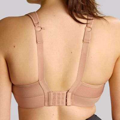Sculptresse by Panache 9443 Thrive UW NP -urheilurintaliivit - Dusty Rose Kaarituettu, toppaamaton urheiluliivi, jossa olkaimissa racerback-mahdollisuus. 75-105, E-O SCU-9443-DUE