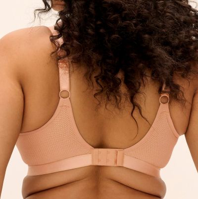 Elomi Tiernie NW -bralette - Sahara Kaaritueton, toppaamaton pitsi- ja meshbralette. 70-100, E/F - M/N EL303317-SAH