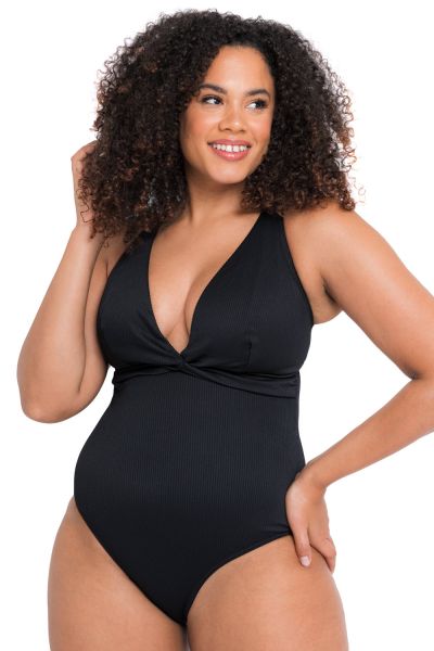 Curvy Kate Twist & Shout NW Plunge -uimapuku Black Kaaritueton, kuppikokomitoitettu kokouimapuku 65-90 E/F - M/N CS-024-606-BLK