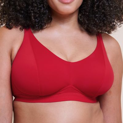 Curvy Kate Zen NW Soft -bralette - Red Kaaritueton bralette säädettävillä olkaimilla. 65-90 E/F - M/N CK093110-RED