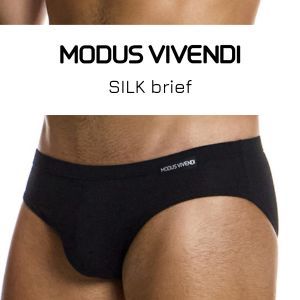 Modus Vivendin silkkiä sisältävät miesten mustat alushousut