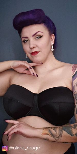 Sculptresse Dana black @olivia_rouge